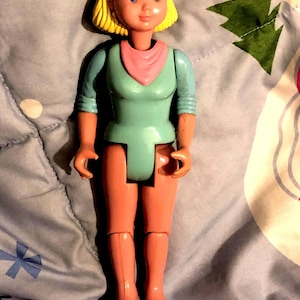 Vintage Fisher Price Loving Family dollhouse mom / lady 1993