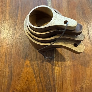 Natural Wood Measuring Cups, Kitchen Utensils Set of 4, Kitchen Tools for Measuring Dry Ingredient for Cooking and Baking, Kitchen Gift