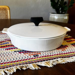 Vintage Mid Century 1960's Corning Ware Buffet Server White Casserole Dish with Lid and Distinct Black Bakelite Knob