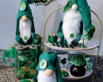 Leprechaun Gnome, St. Patrick's mantel sitters, handmade gnomes, Lucky shamrock gnomes, St.Patrick's gnomes as gifts,Springtime gnomes,