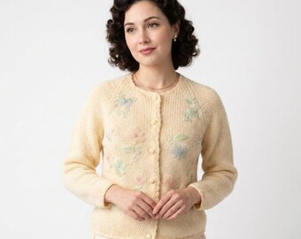 Evan-Picone Vintage Wool Mohair Cream Floral Embroidered Cardigan - Medium