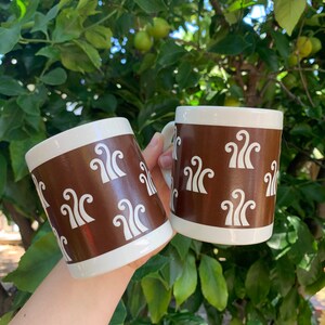Vintage 1970&#39;s Brown Art Nouveau Inspired Wavy Mug Set