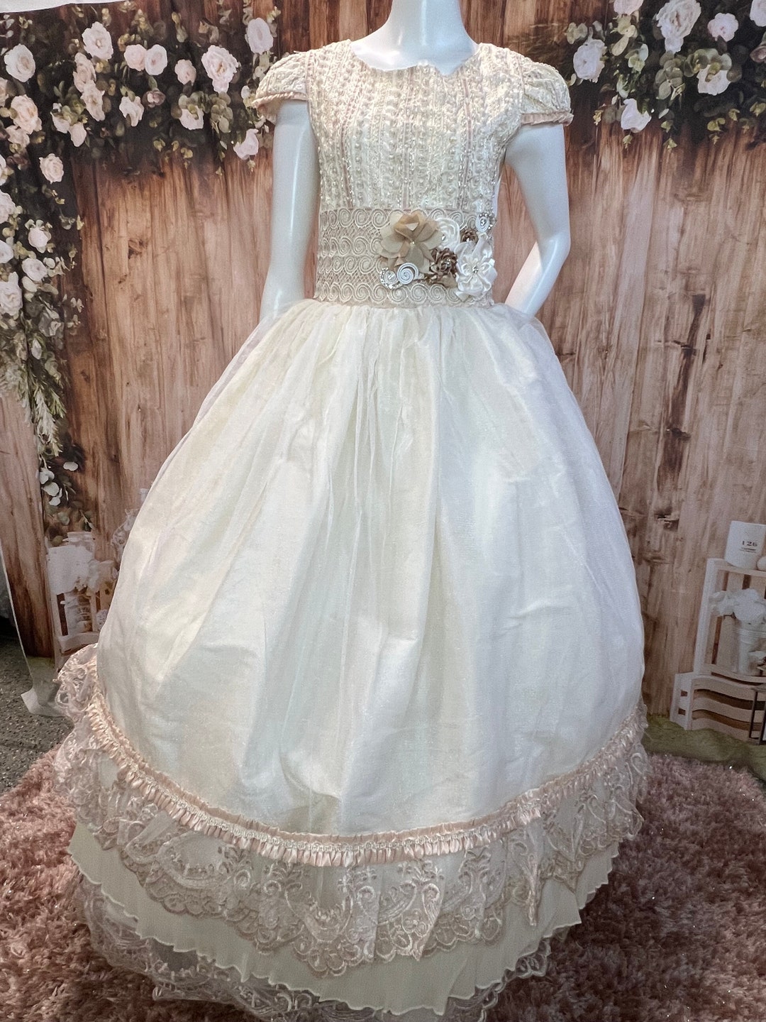 short communion dresses 2019 Communion Dresses Vestidos Cortos Para Primera Comunion 2019 Short  Communion Dresses Amaya Fashion For Kids