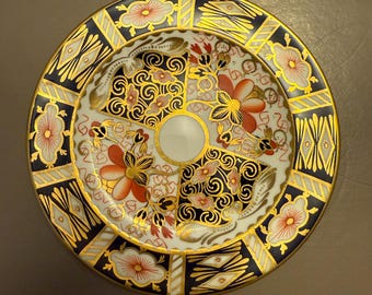 Royal Crown Derby 2451 Imari 6 inch Bread Playe