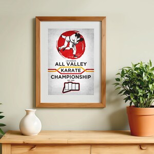 Póster de la película Cobra Kai Karate Kid: Impresión artística retro para decoración del hogar con LaRusso Lawrence (All Valley) imagen 3