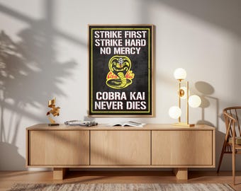 Póster de la película Cobra Kai Karate Kid: Johnny Lawrence ataca primero. Decoración retro para el hogar. Lámina artística para pared. Regalo.