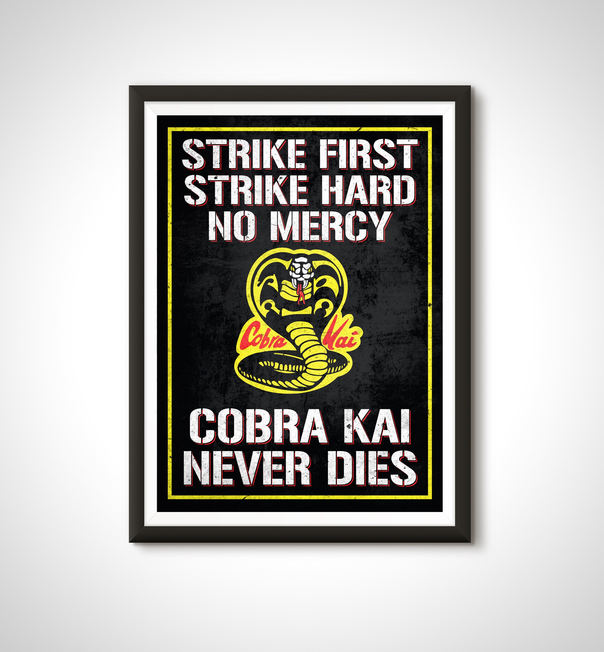  POSTER STOP ONLINE Cobra Kai - TV Show Poster (Key-Art - Sunset  Showdown - Battle) (Size: 24 x 36): Posters & Prints