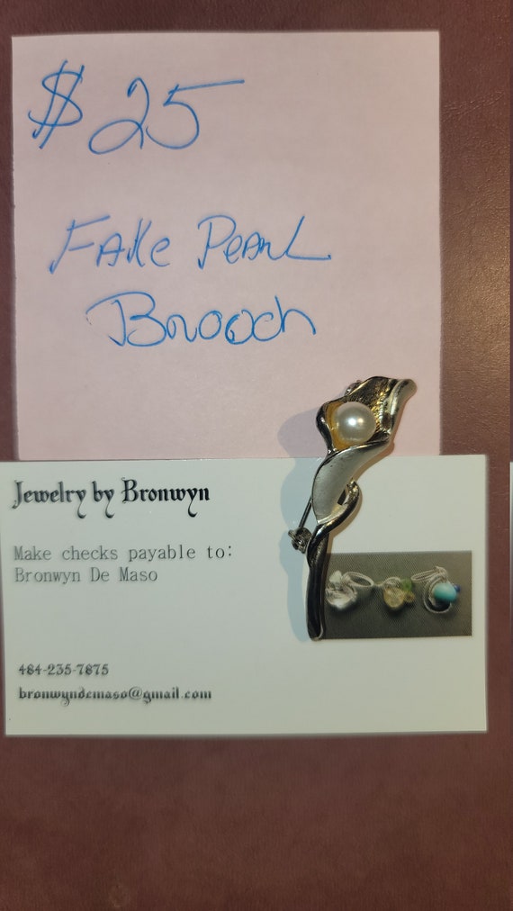 Fake Pearl Brooch