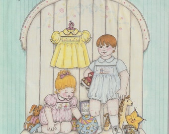 ABC KIDS - Ashley & Cory sewing pattern - Smocked-gathered bubble and smocked dress
