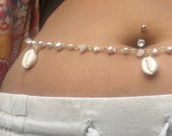 Mermaid’s Luck Waist Chain, Seashells + Rose Quartz + Pearls Waist Chain, Gold or Silver, Belly Jewelry Waist Chain Belt, Mermaid Core