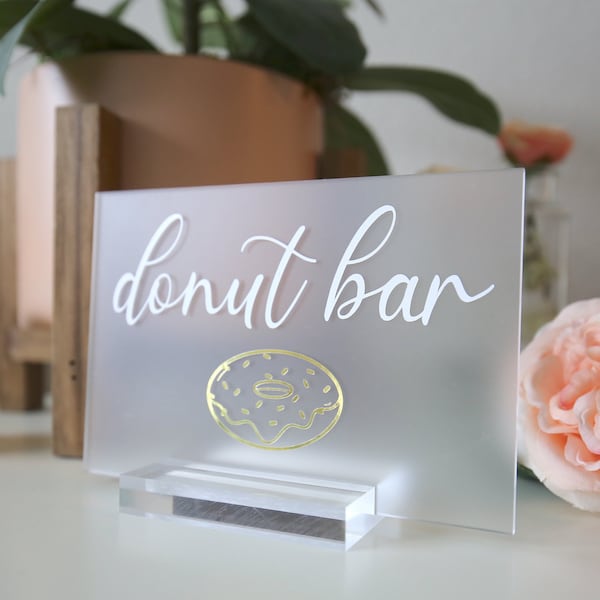 Signe acrylique Donut Bar | Station de desserts aux beignets de fin de soirée | Friandise à la crème glacée Donut Wall Candy Bar | Signe de table de menu de table de dessert de mariage