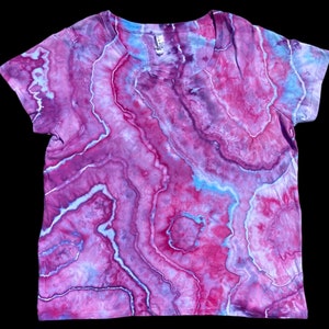 Women’s purple/pink geode