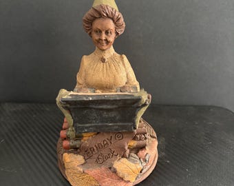 Vintage Tom Clark Gnome Figurine: Friday TGIF, 1990 Collectible