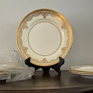 Vintage Aynsley Trafalgar Bone China Salad Plate: 24kt Gold, Ivory, 8.25 inch