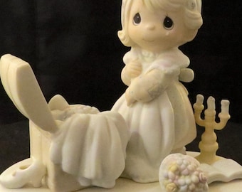 Vintage Precious Moments &quot;Precious Memories&quot; Porcelain Figurine