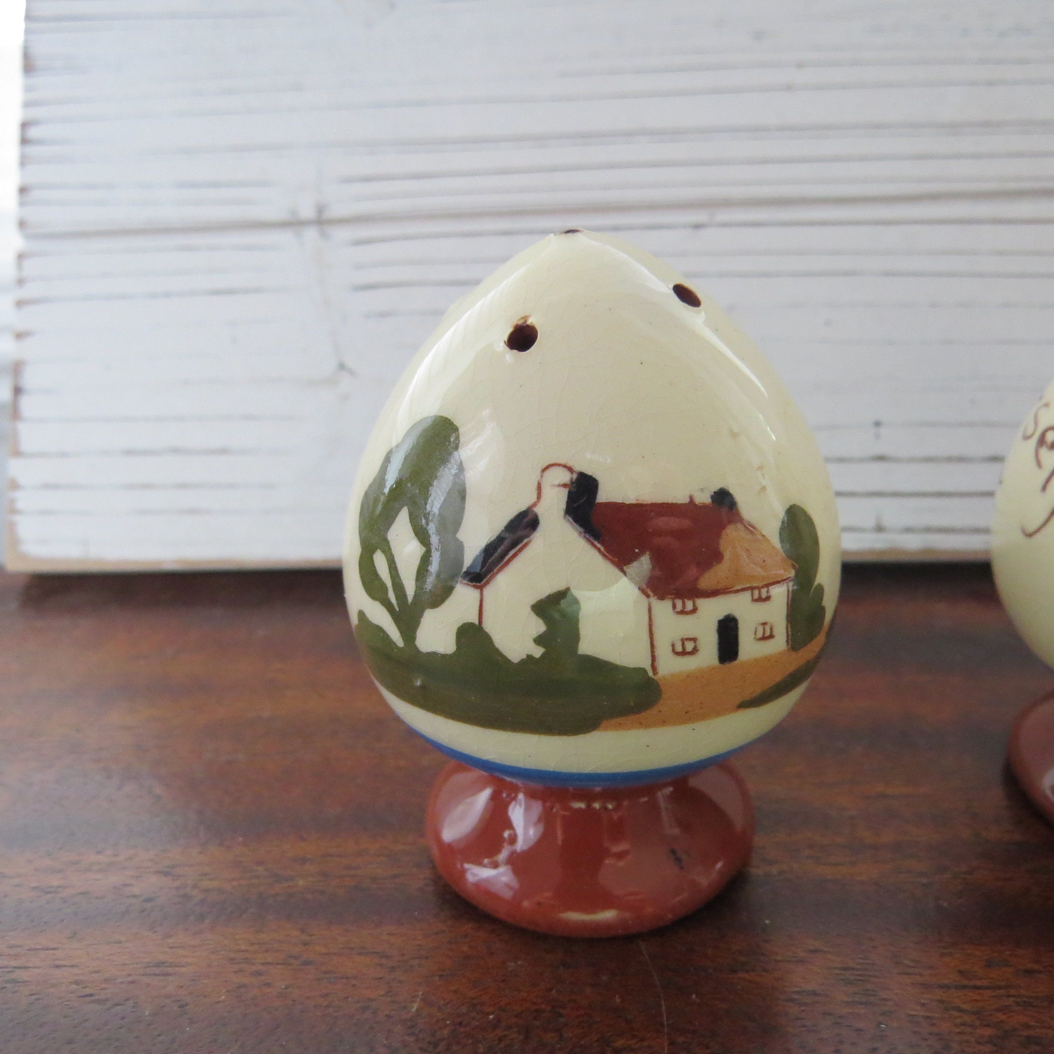 Vintage 1920s Torquay Mottoware Cottage Style Salt and Pepper Shaker