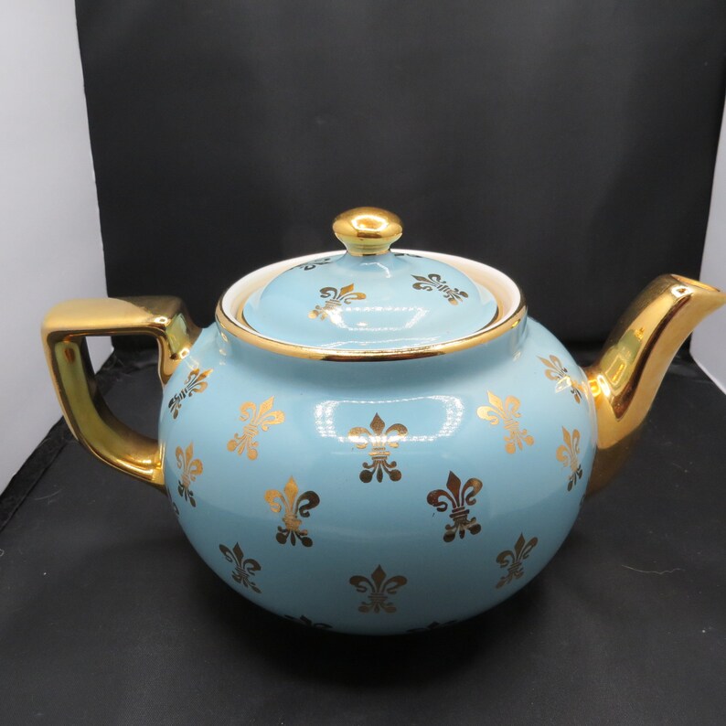 Vintage 1930s Hall 6cup Teapot Made in USA GL05 Tiffany Blue Teapot