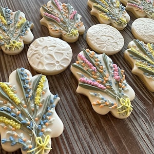 Wildflower Sugar Cookies: Royal Icing, Bridal Shower Favors, Birthday, (Dairy/Gluten Free Options) made to order, by the dozen.