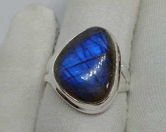 Anillo de plata de ley 925 de labradorita, joyería hecha a mano, joyería de labradorita, anillo de piedra preciosa de labradorita azul, tamaño de anillo minimalista 7.5US