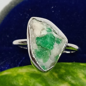 Green Raw Emerald Ring, Uncut Emerald Gemstone Ring, 925 Sterling Silver, Genuine Rough Emerald Jewelry, Ring size 7.5US - Mother&#39;s day gift