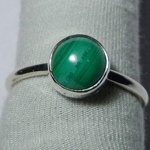 Malachite Ring in 925 Sterling Silver - Green Malachite Gemstone Jewelry - Handmade Natural Malachite Ring For Women Ring size 8.75US