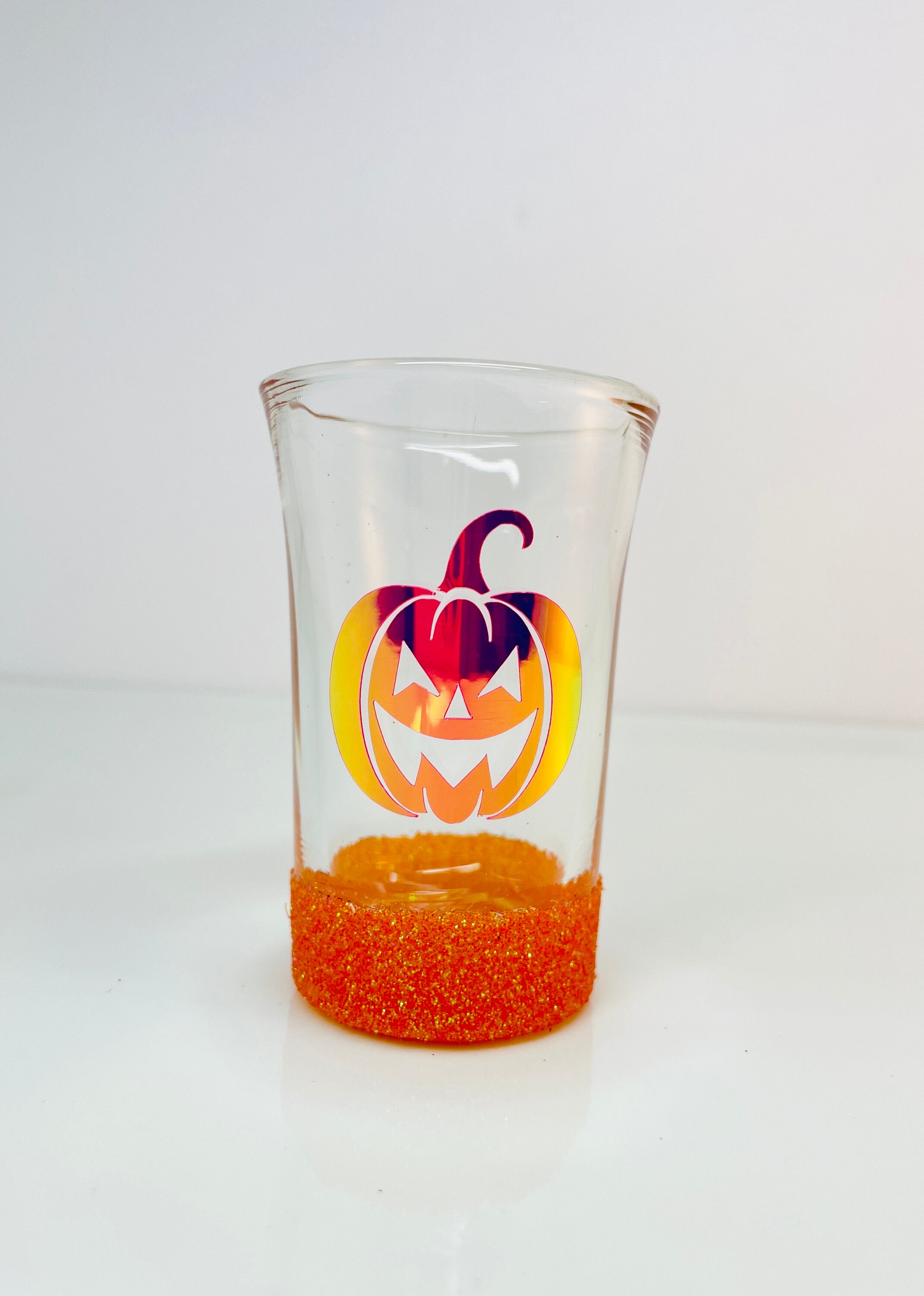 小物 HIDE&SEEK THE SPOOKY HOUSE SHOT GLASS Amazon.com | Gift Boutique Plastic Reusable Halloween