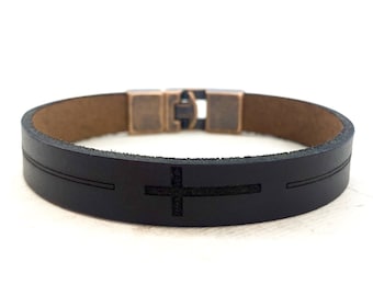 Engrave the Cross 本革 leather bracelet