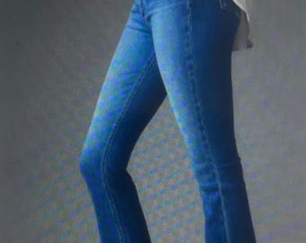 Paige jeans Colette cropped flair size 30. Brand New