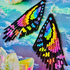 boucles d'oreilles ailes de papillon arc-en-ciel