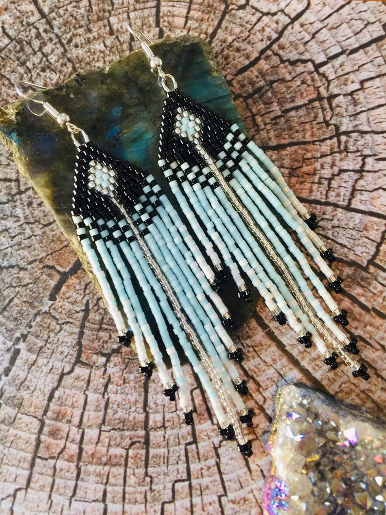 Fringe beaded earrings Bleu pastel