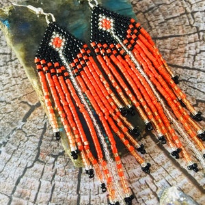 Fringe beaded earrings Rouge