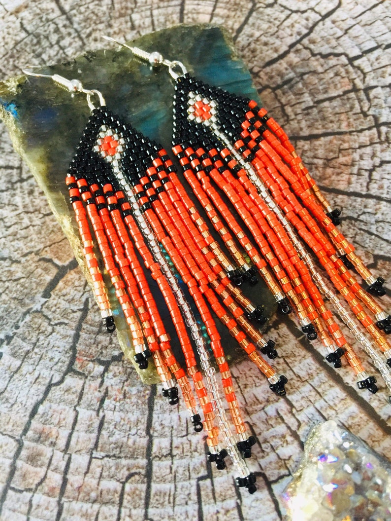 Fringe beaded earrings Rouge