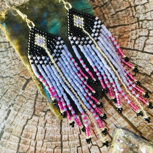 Fringe beaded earrings Mauve