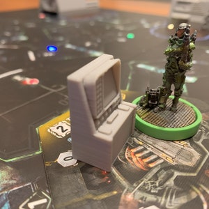 Nemesis Brettspiel Zubehör - 8 Stück 3D gedruckte Computer  | 3D-gedruckt | Grau | Geschenk für Brettspiel Fans | Brettspiel Upgrade