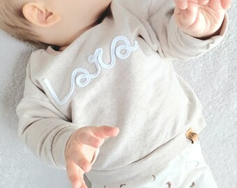 Weicher oversize Pulli mit Name einfarbig meliert | Baby- und Kleinkindkleidung