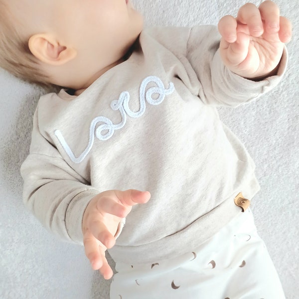 Warmer oversize Pulli mit Name einfarbig meliert | Baby- und Kleinkindkleidung