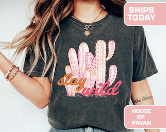 Desert Vibes, Comfort Colors®, Oversized, Retro Tee Shirt, Stay Wild, Vintage Shirt, American Rodeo Shirt, Western Graphic Tee for Women