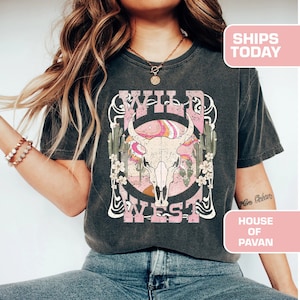 Country Concert Tee, Wild West, Cute Country Shirts, Cowgirl Shirt, Western Vibes Tee, Oversized Graphic Tee, Western Graphic Tee for Women