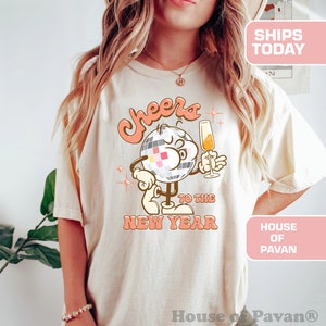 Boho New Year outfit idea vintage comfort colors shirt for women