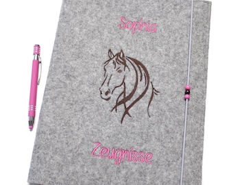 personalisierte Zeugnismappe mit Namen bestickt, personalisiertes Geschenk zur Einschulung, Design Pferd, Farbwahl, Organizer für Zeugnisse