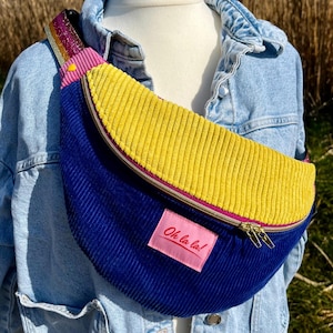 Maxi banane xl  velours côtelé coloré bleu électrique rose jaune sangle pailletée