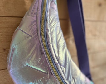 Maxi banana XL iridescent lilac