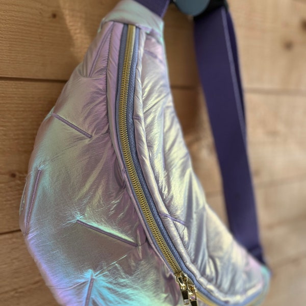 Maxi banana XL iridescent lilac