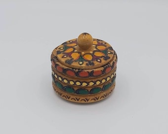 Vintage Bulgarian Pyrography Hand Painted Wood Small Cpice Box