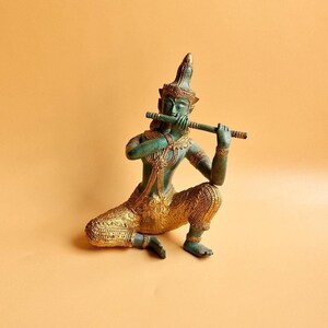 置物　ブロンズ　タイ　胡弓 置物 ブロンズ タイ 胡弓 - メルカリ