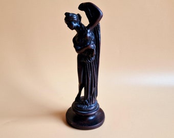 Vintage Aphrodite Ancient Greek Goddess Resin Statuette, Greek Mythology Figurine Souvenir