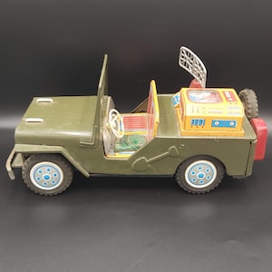 Yahoo!オークション - 日本製【LAUREL JEEP ローレル ジープ 赤