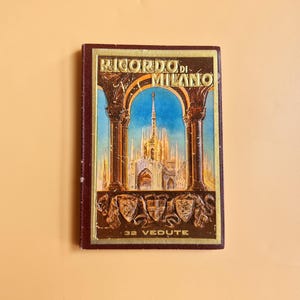 Vintage Memory of Milano Italy Souvenir 32 Black and White Photos and Map of Landmarks