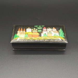 Vintage Lacquer Painted Small Trinket Box