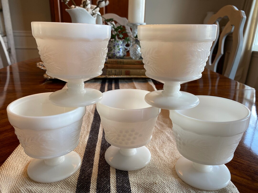 Set of 5 Vintage White Milk Glass Dessert Bowls Footed Serving Etsy